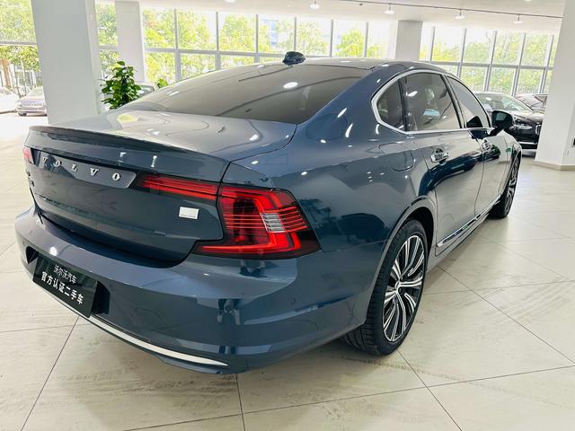 Volvo S90 PHEV