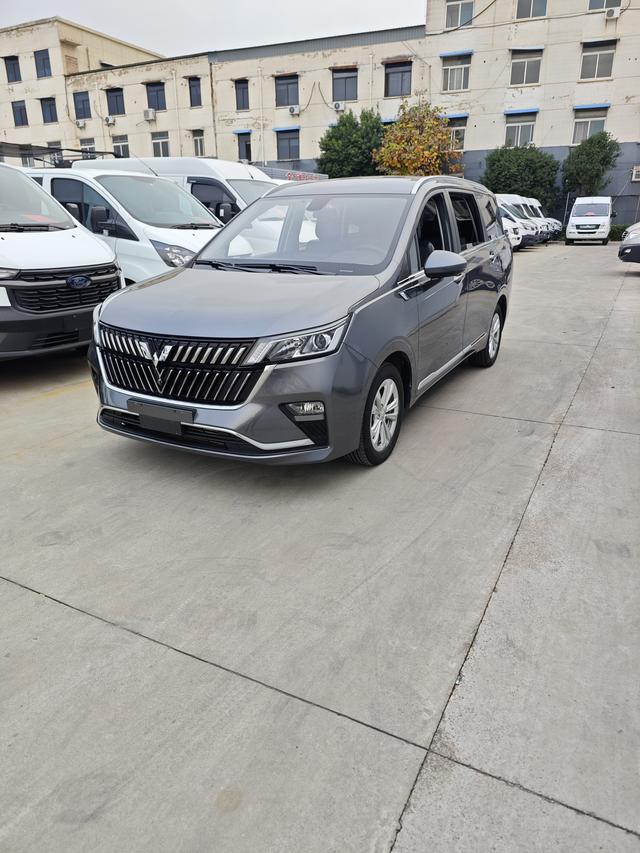 Wuling Jiachen