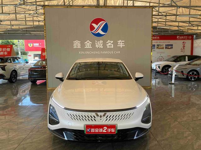 Wuling Starlight PHEV