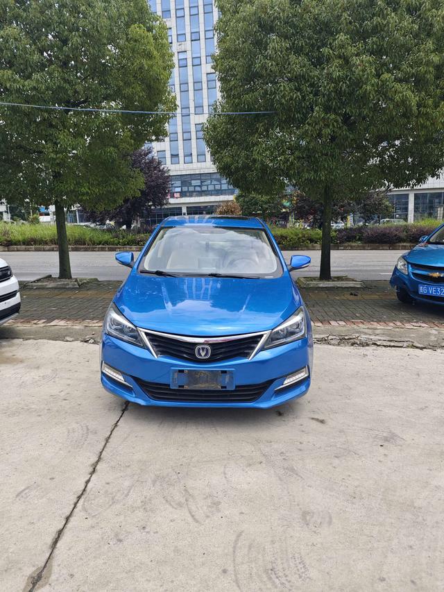 Changan Yuexiang V7