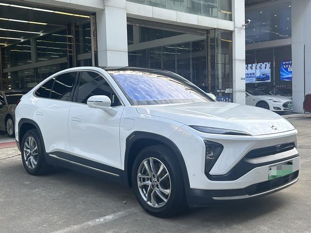 NIO EC6