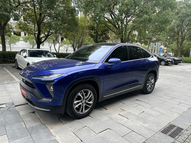 NIO EC6