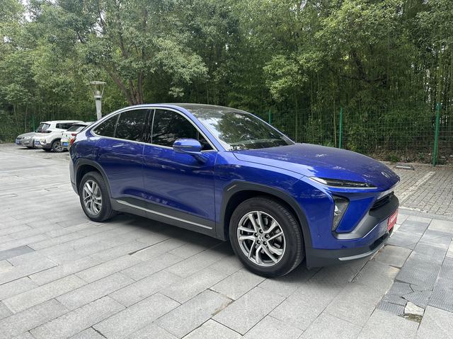 NIO EC6