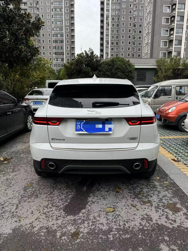 Jaguar E-PACE