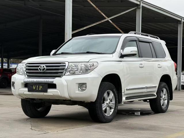 Toyota Land Cruiser (imported)