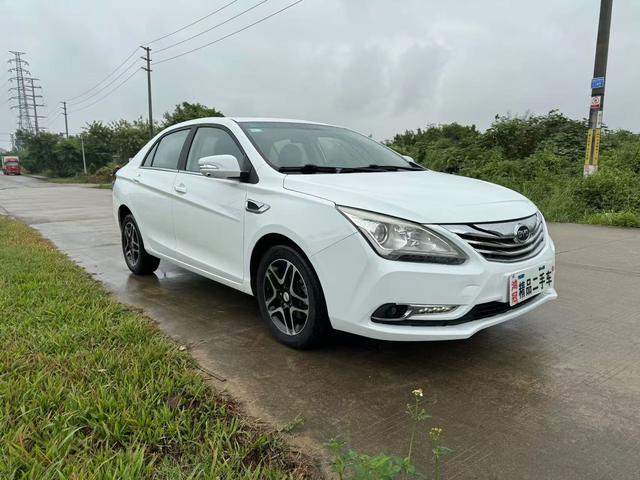 BYD G5