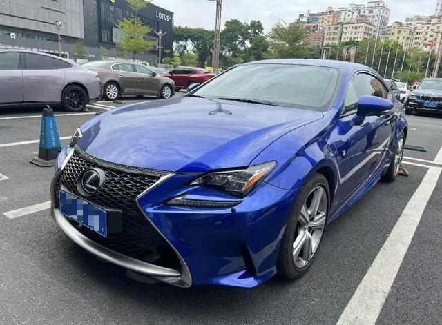 Lexus RC