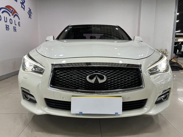 Infiniti Q50L