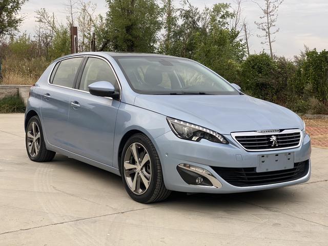 Peugeot 308S