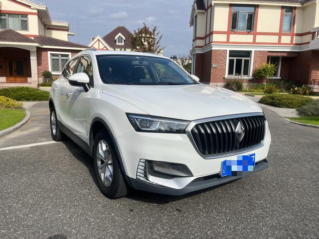 Borgward BX5