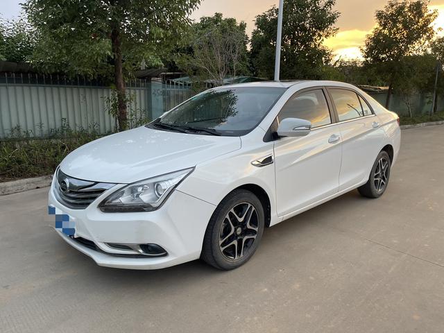 BYD G5