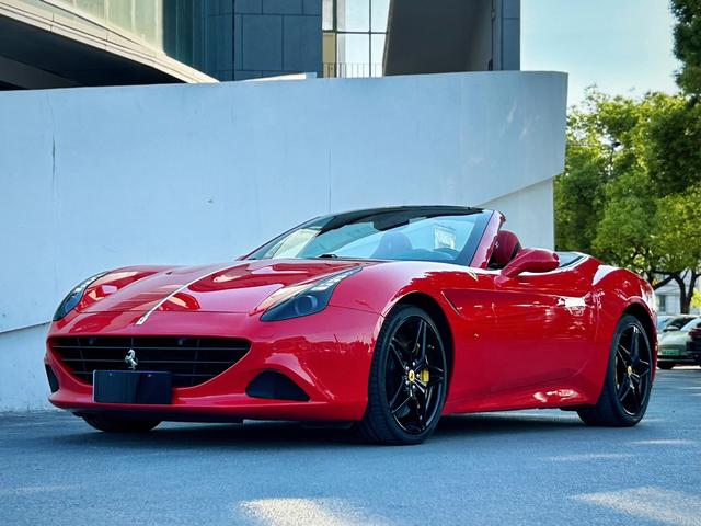 Ferrari California T