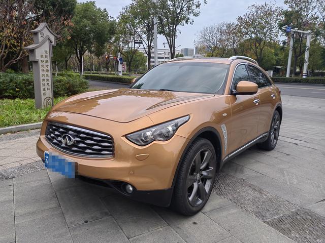 Infiniti FX