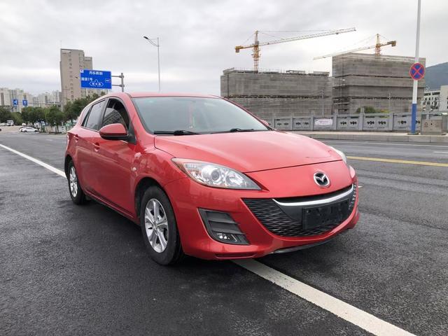 Mazda 3 (imported)