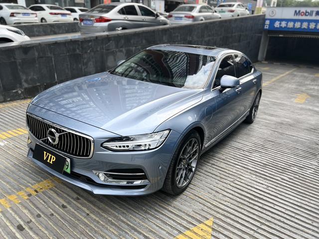 Volvo S90 PHEV