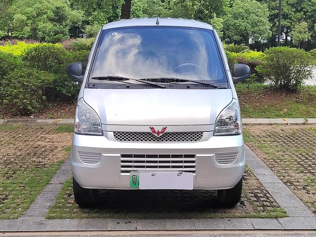 Wuling Rongguang EV