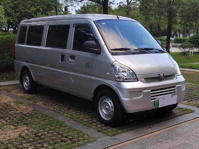 Wuling Rongguang EV