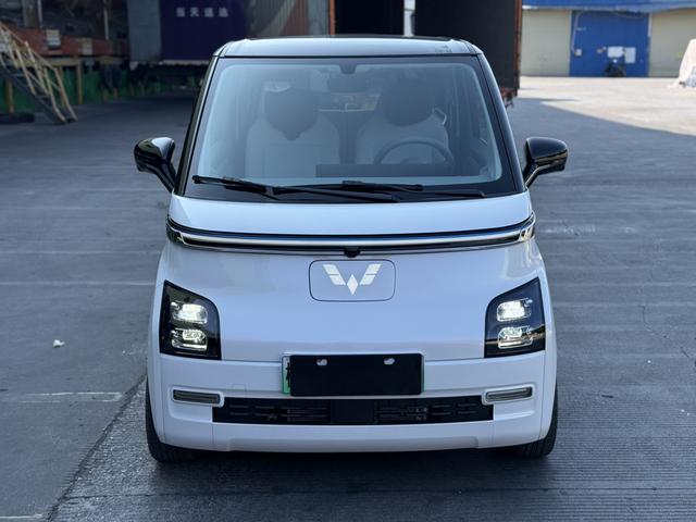 Wuling Air ev clear sky