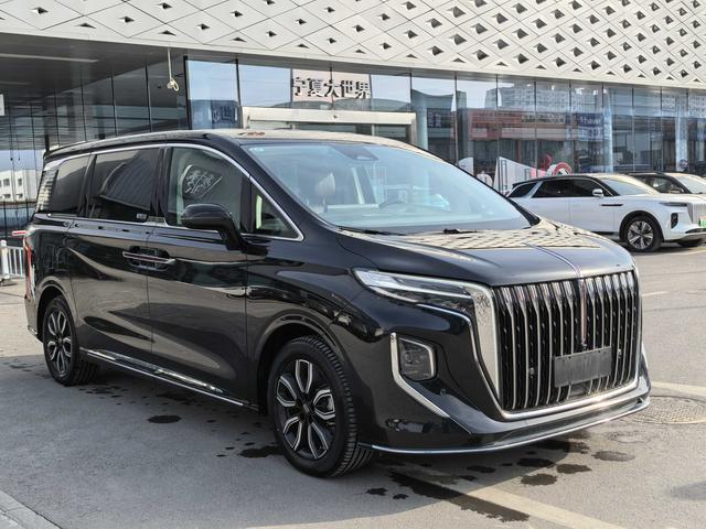 Hongqi HQ9