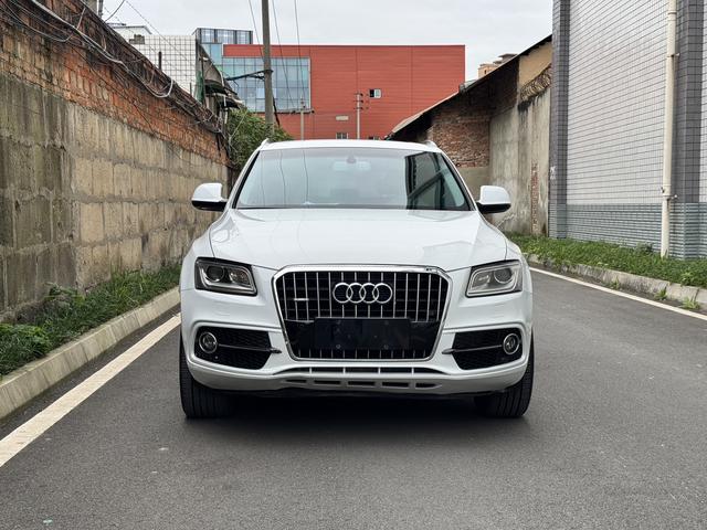 Audi Q5 (imported)