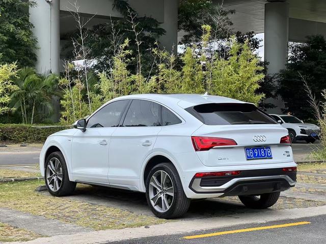 Audi Q5L Sportback