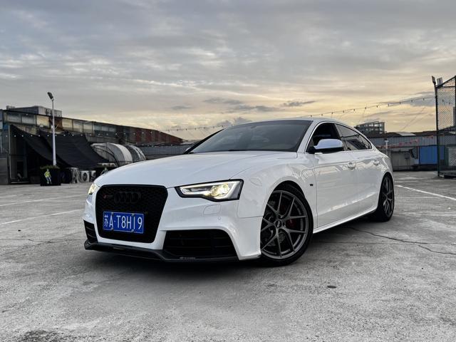 Audi S5