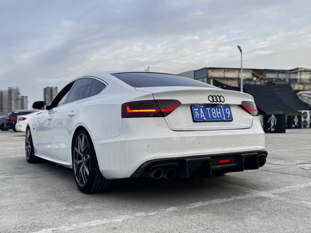 Audi S5