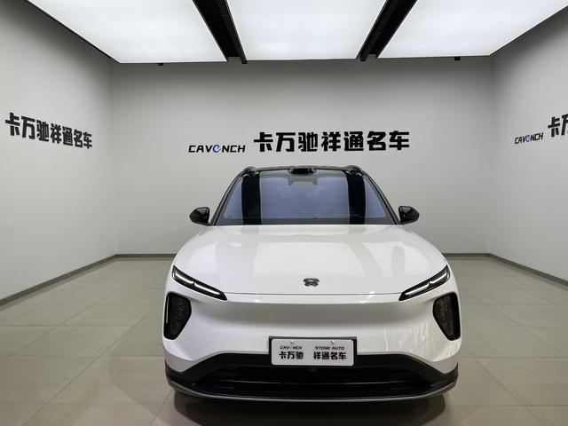 NIO ES6