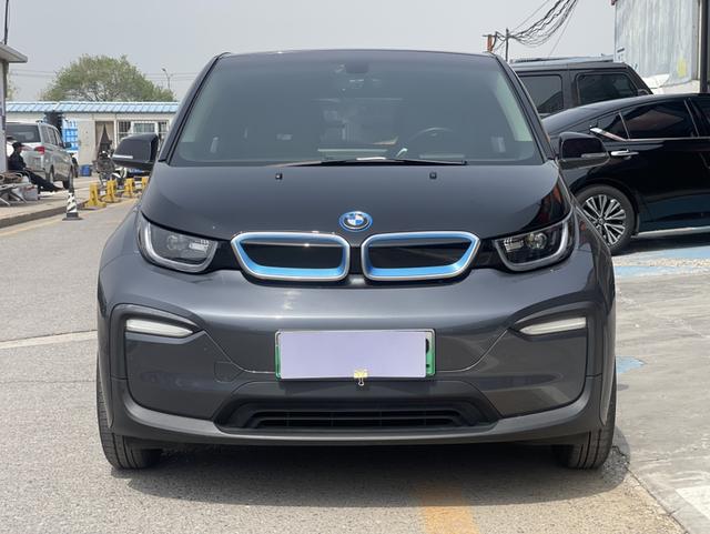 BMW i3 (imported)