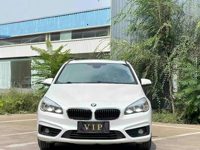 BMW 2 series multifunctional station wagon