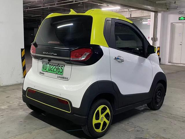 Baojun E100