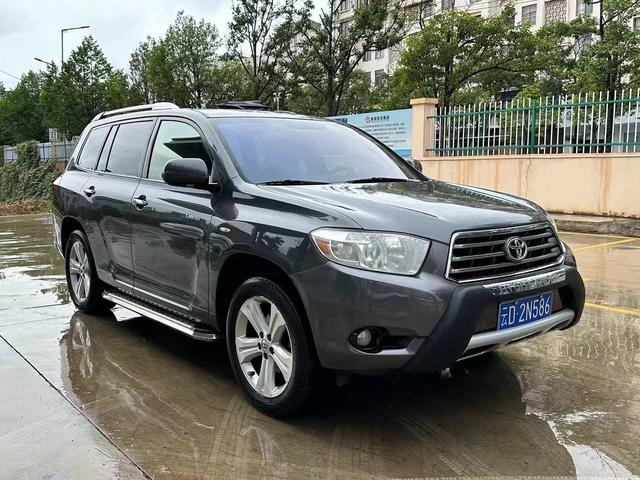 Toyota Highlander (imported)