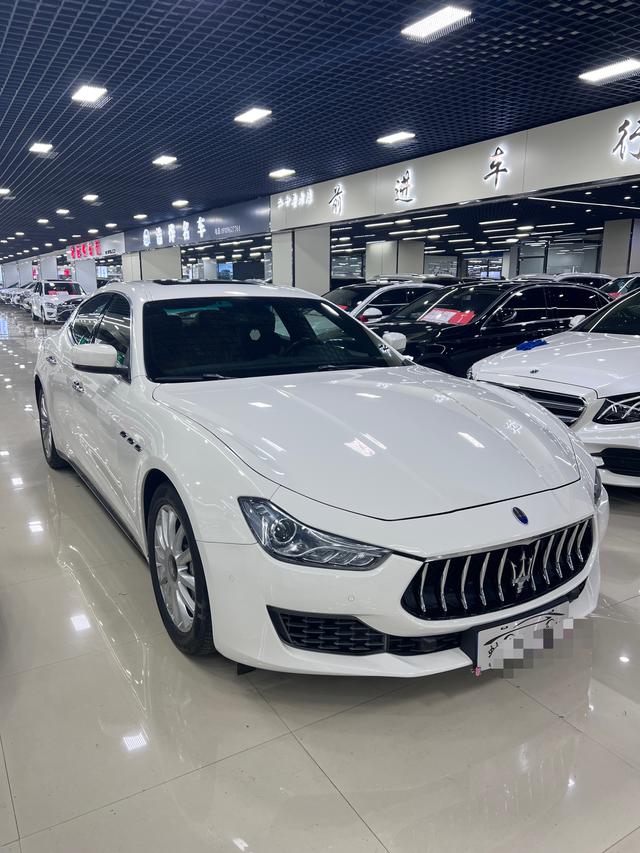 Maserati Ghibli