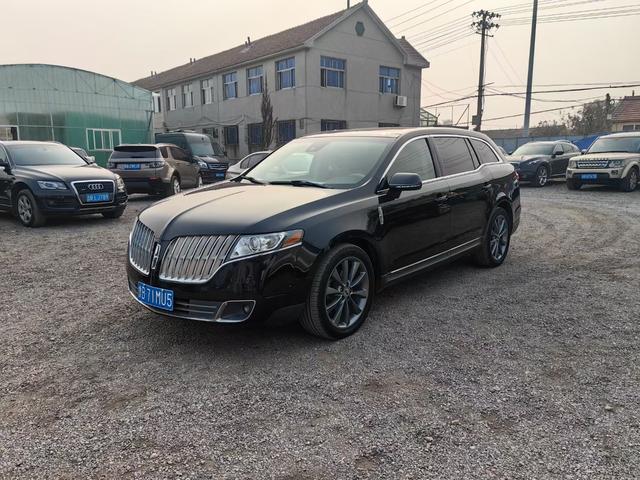 Lincoln MKT