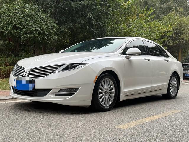 Lincoln MKZ