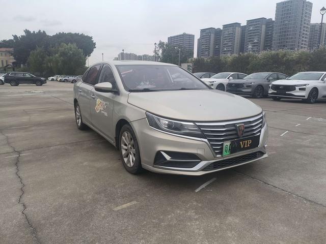 Roewe ei6