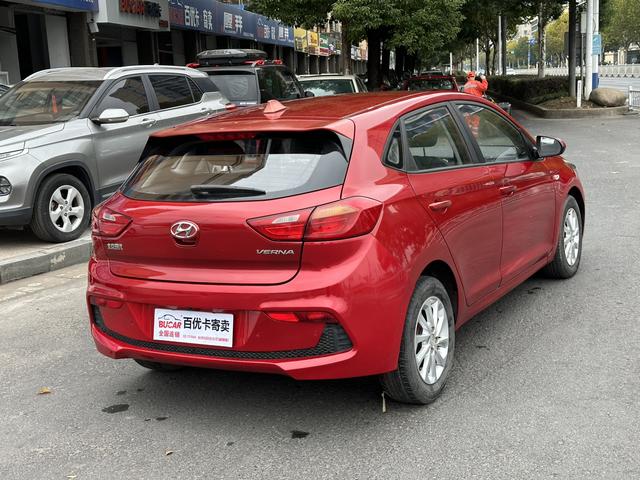 Hyundai Yuena RV