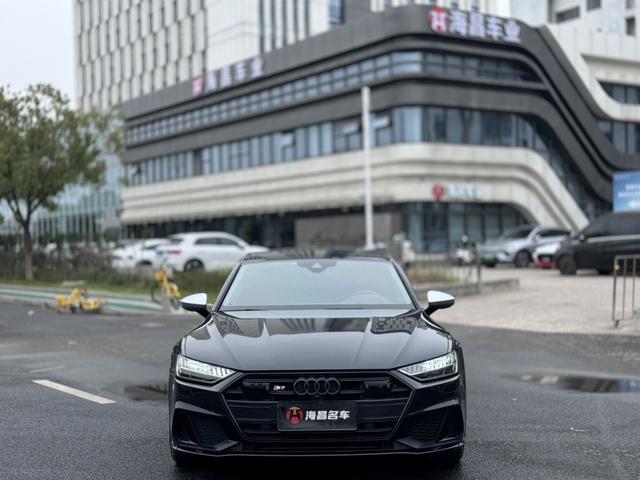 Audi S7