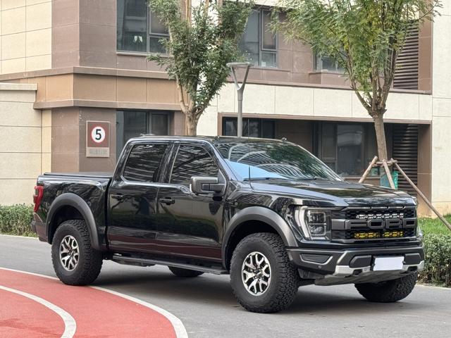 Ford F-150 Raptor