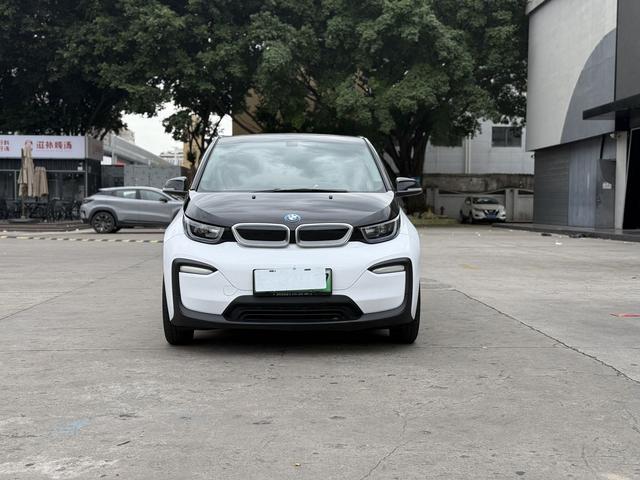 BMW i3 (imported)