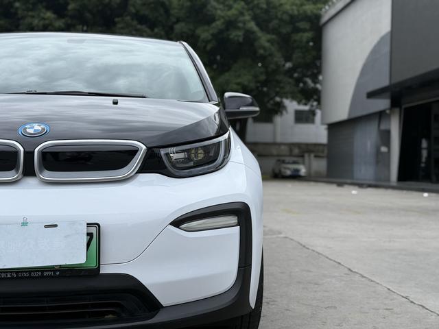 BMW i3 (imported)