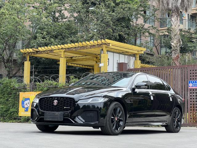 Jaguar XFL