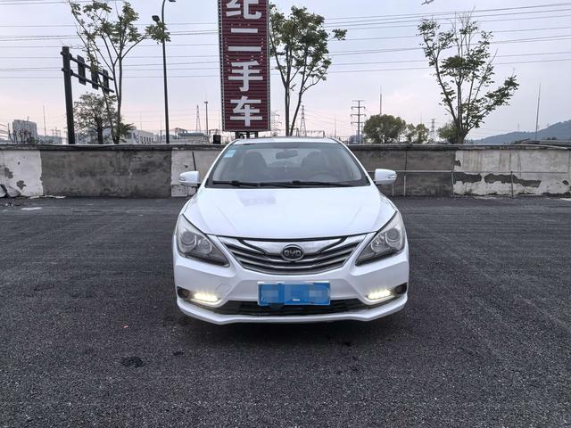 BYD G5