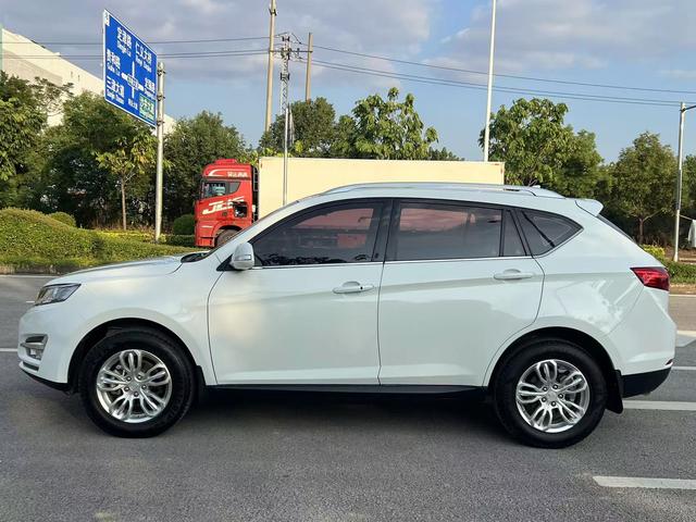 Lu Feng Landwind X5