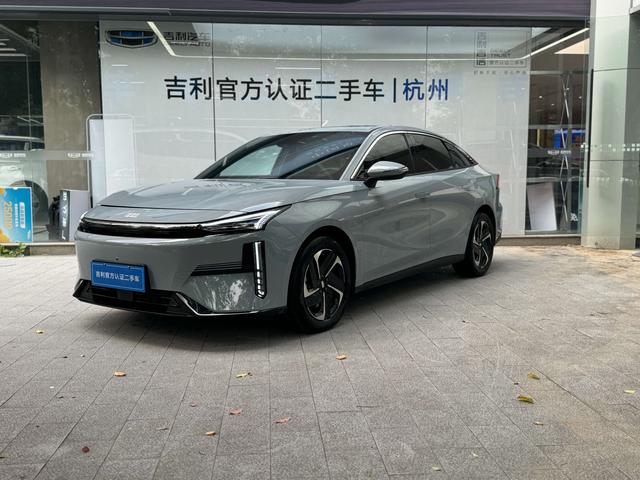 Geely Galaxy L6