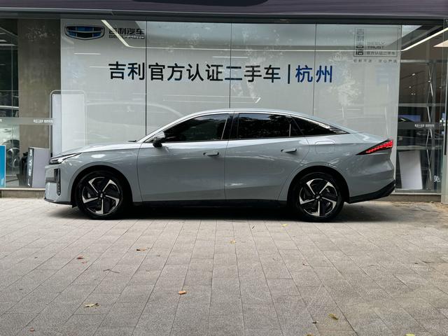 Geely Galaxy L6