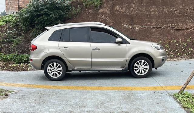 Renault Koleos (imported)