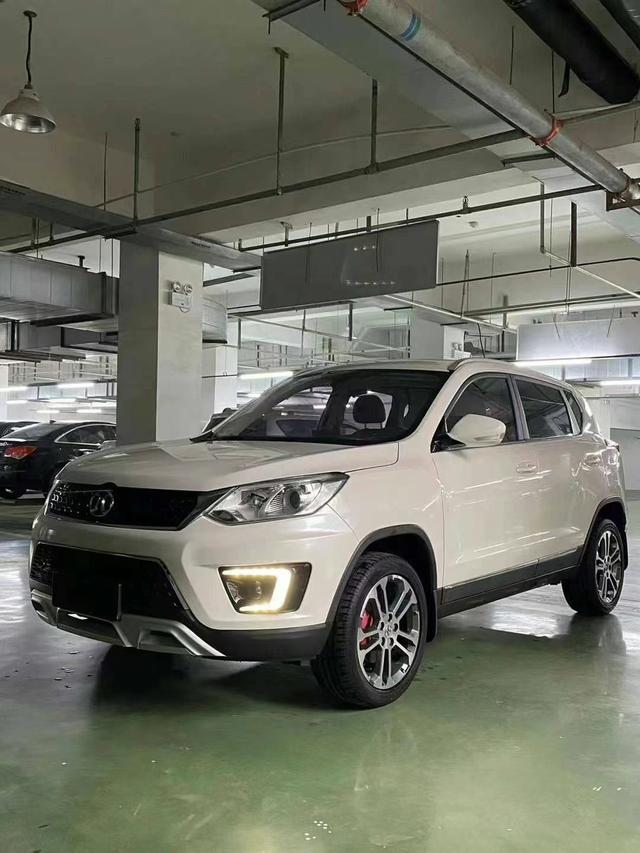 BAIC Shenbao X35