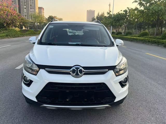 BAIC Shenbao X25