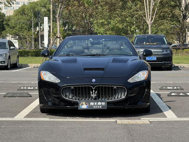 Maserati GranCabrio